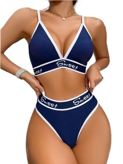 Komplet Sportowej bielizny Sweet Fashion Giulietta "XS" - Niebieski
