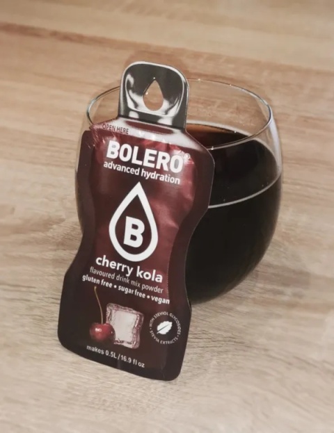 Bolero Instant Drink Sticks Cherry Kola 3g